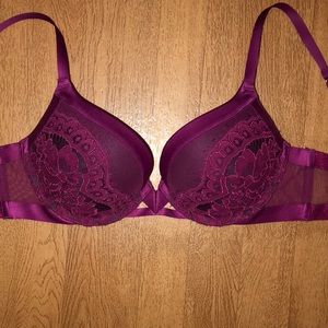 EUC Victoria’s Secret Very Sexy Push Up Size 32D